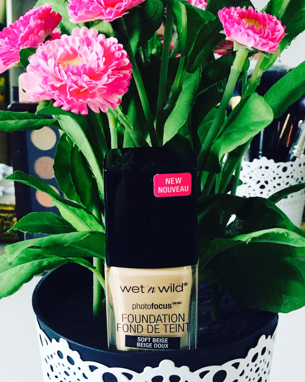 Achieving a Flawless Face with Wet N Wild Photofocus Foundation